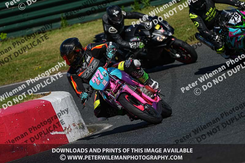 enduro digital images;event digital images;eventdigitalimages;mallory park;mallory park photographs;mallory park trackday;mallory park trackday photographs;no limits trackdays;peter wileman photography;racing digital images;trackday digital images;trackday photos